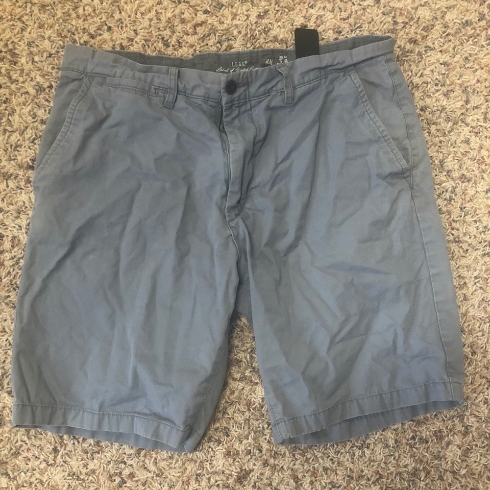 H&M  khaki shorts